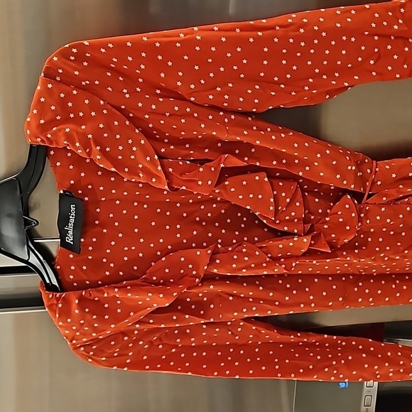 💕REALISATION PAR💕 The Alexandra Dress ~ Red Star Print Small - Picture 13 of 16